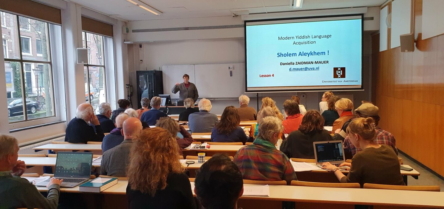 <p>A snapshot of the classroom</p>