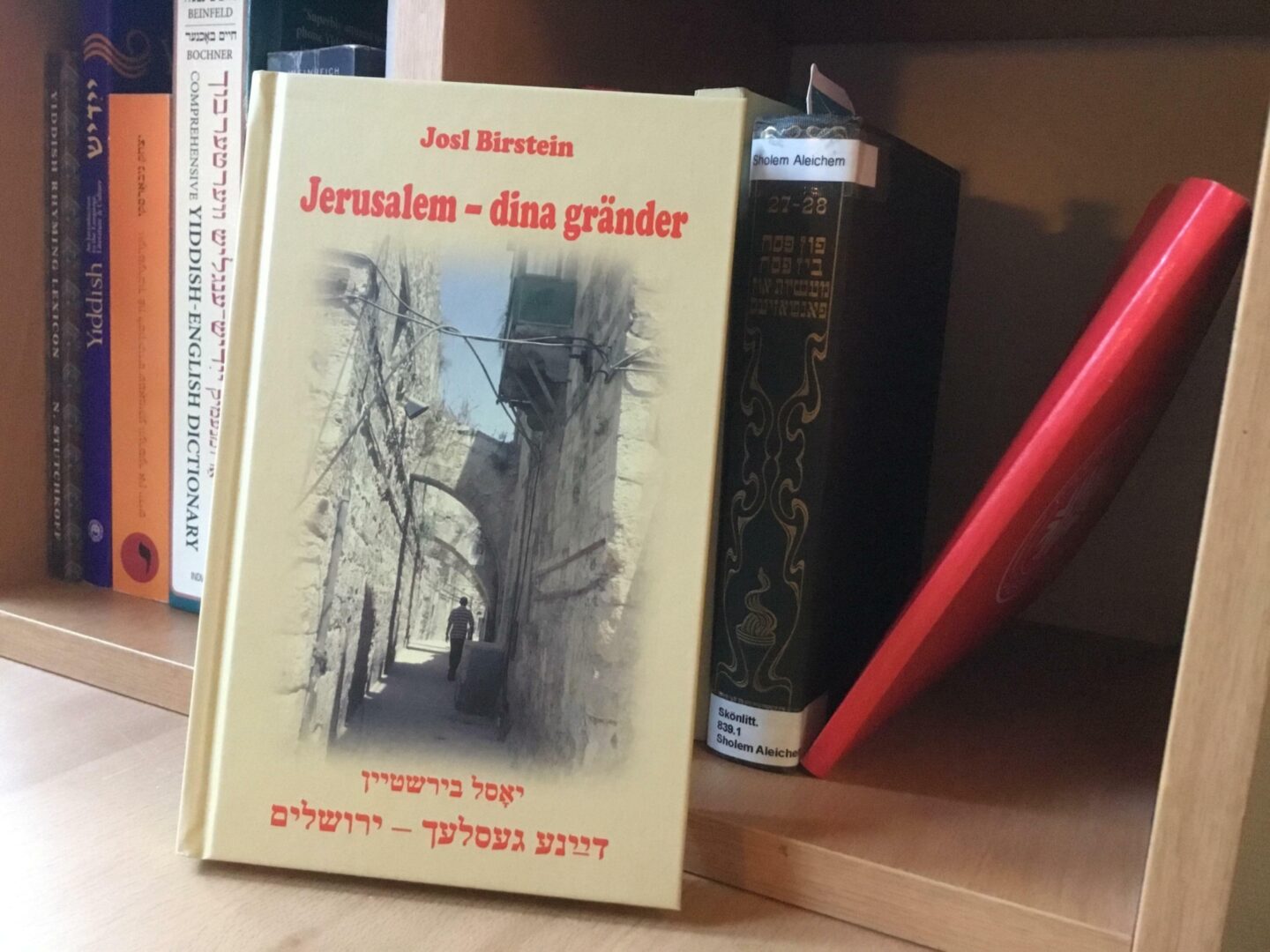 <p>The book cover of John Karlsson’s translation of Birshteyn stories into Swedish.</p>