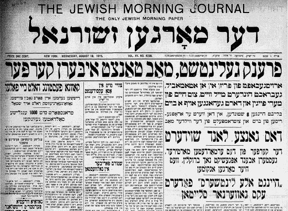 <p>The cover of <em>Morgn zhurnal</em> the day after the lynching of Leo Frank, a case that likely influenced Opatoshu’s short story “Lintsheray.”</p>