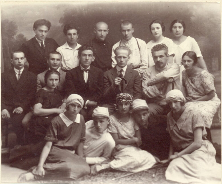 <p>Students and teachers of the Jewish Real Gymnasium in Vilna in the 1920s, including Moyshe Kulbak, H. Leyvik, and Yakov Gershteyn. Photograph by E. Cejtlin (YIVO). </p><p><br></p>